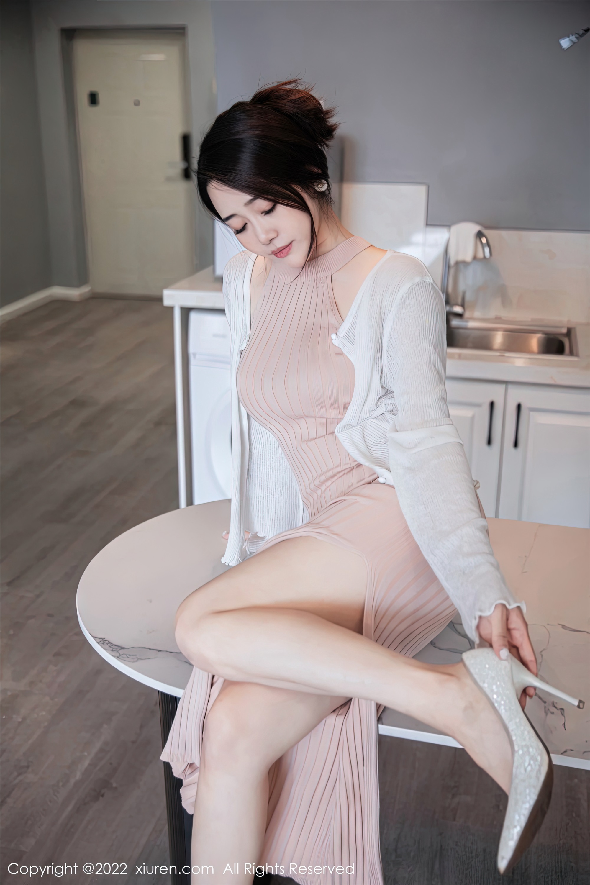 Xiuren秀人网 2022.12.30 NO.6066 严利娅Yuliya